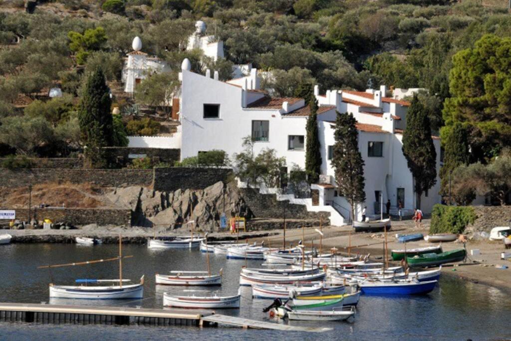 "Cozy" Y Con Terraza En El Centro De Cadaques Apartment Exterior foto